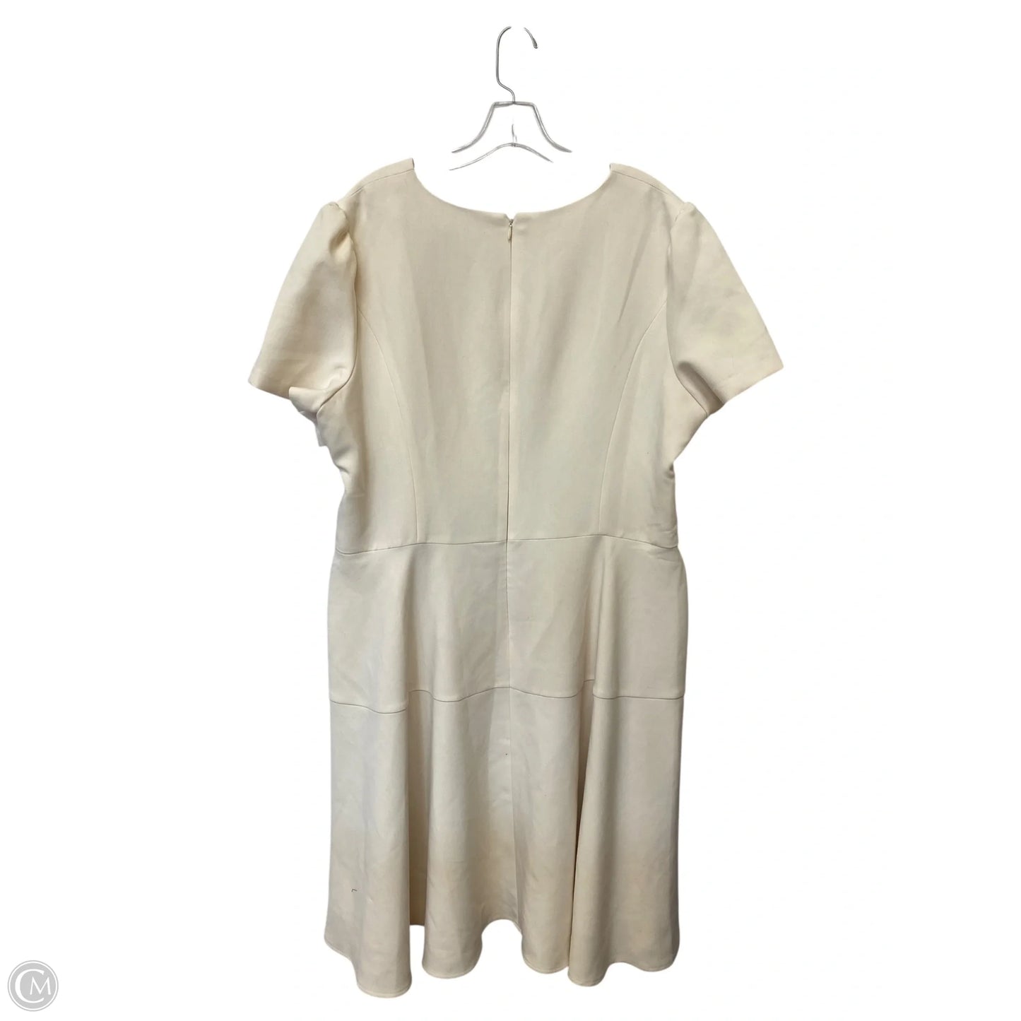 Dress Party Midi By Clothes Mentor In Cream, Size: 20