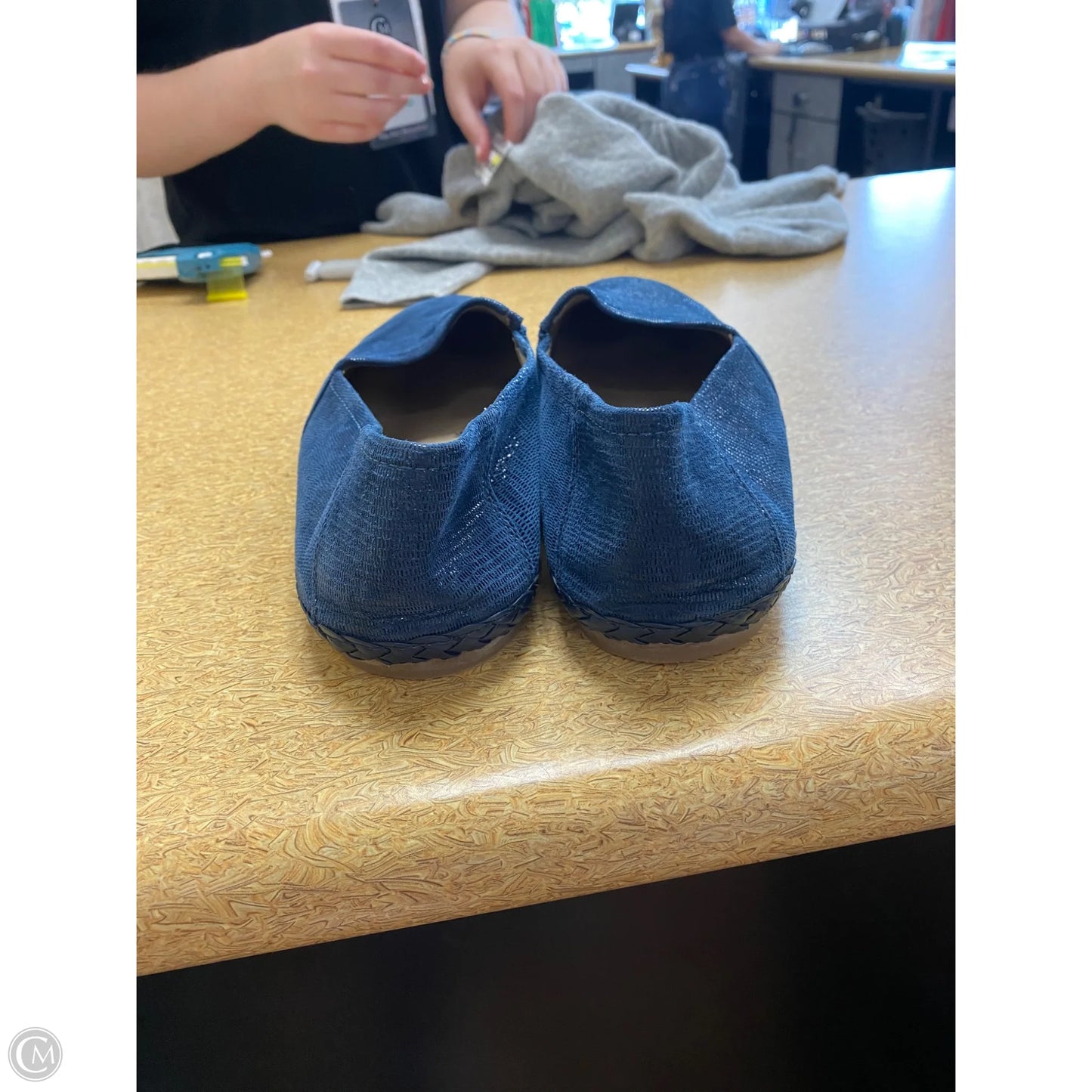 Shoes Flats By Aetrex In Blue, Size: 10