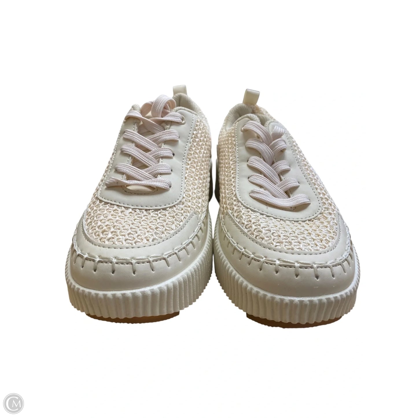 Shoes Sneakers By Clothes Mentor In Cream, Size: 7