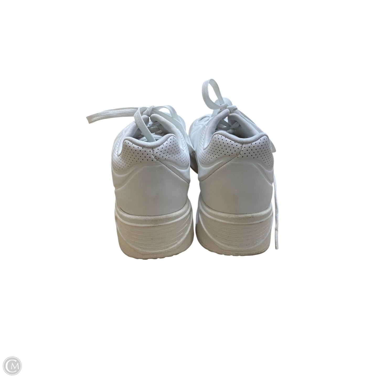 Shoes Athletic By Skechers In White, Size: 9.5