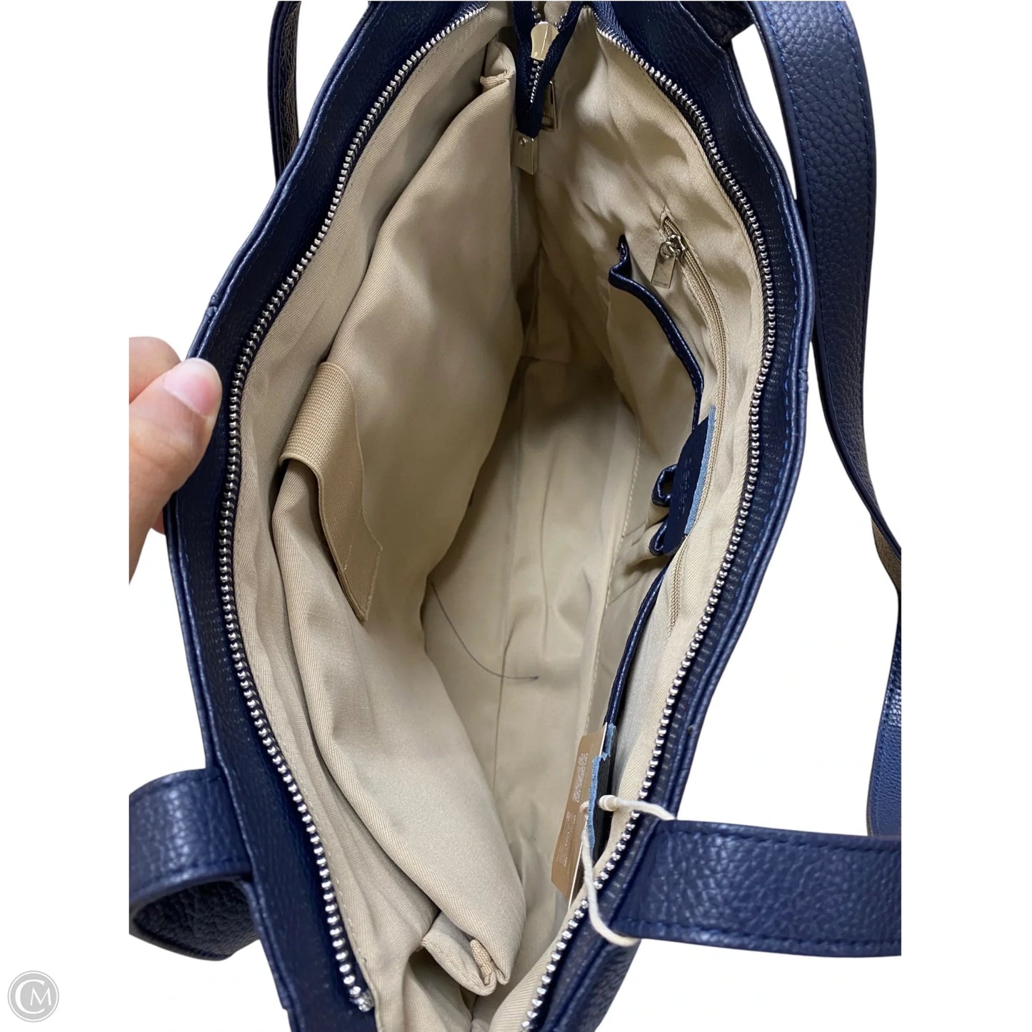 Handbag By Clothes Mentor, Size: Medium