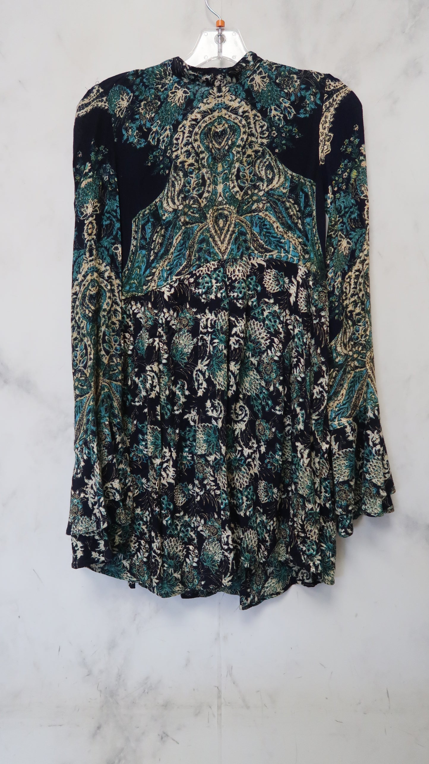 Dress Casual Short By Free People Size: S