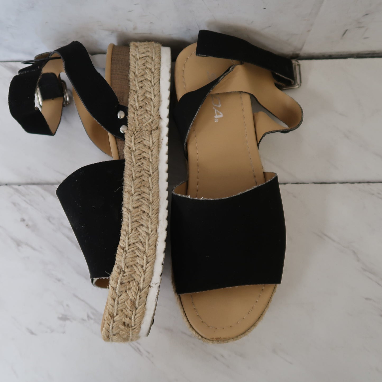 Sandals Heels Wedge By Soda Size: 9