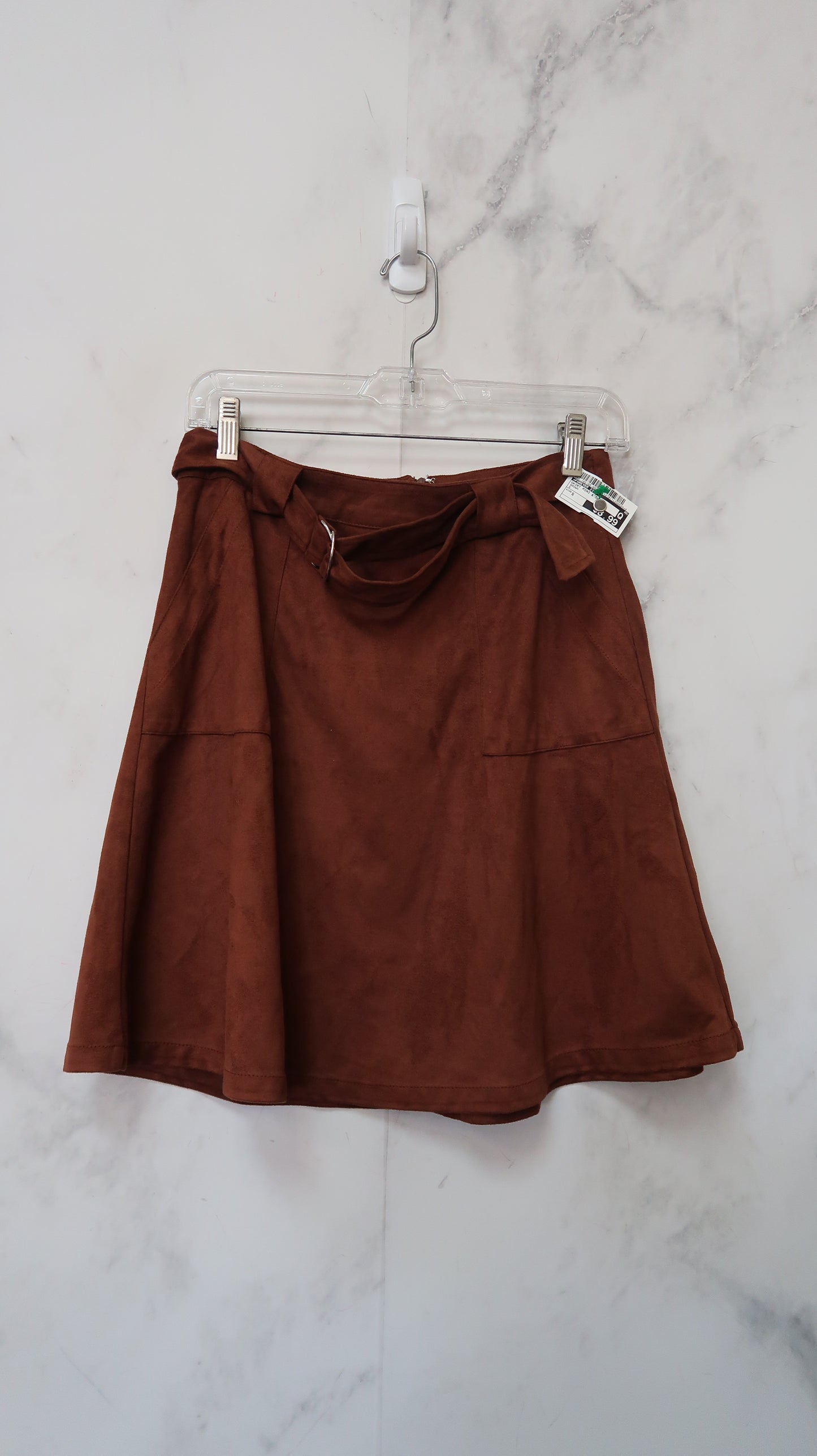 Skirt Mini & Short By Forever 21 Size: S