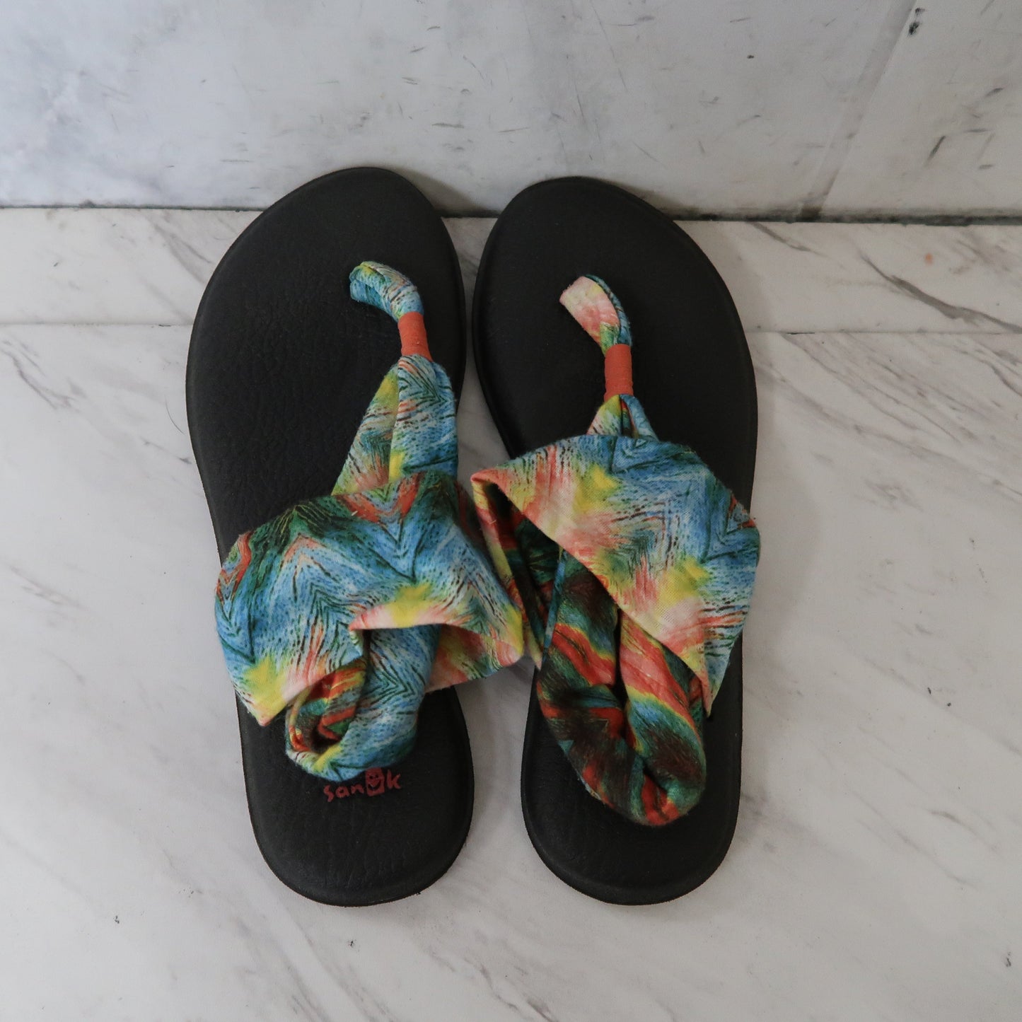 Sandals Flip Flops By Sanuk Size: 8