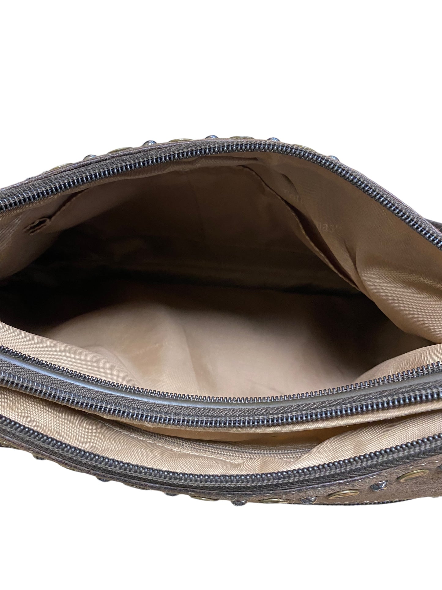 Handbag By Clothes Mentor Size: Medium