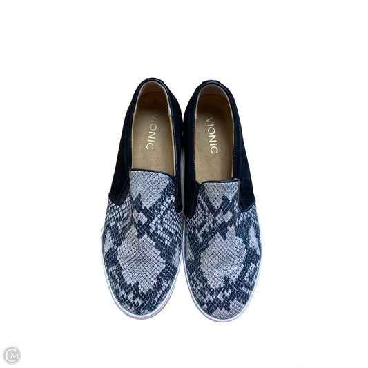 Shoes Flats By Vionic In Snakeskin Print, Size: 8
