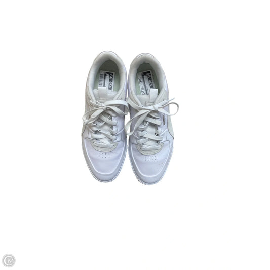 Shoes Sneakers By Puma In White, Size: 7