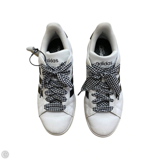 Shoes Sneakers By Adidas In White, Size: 8