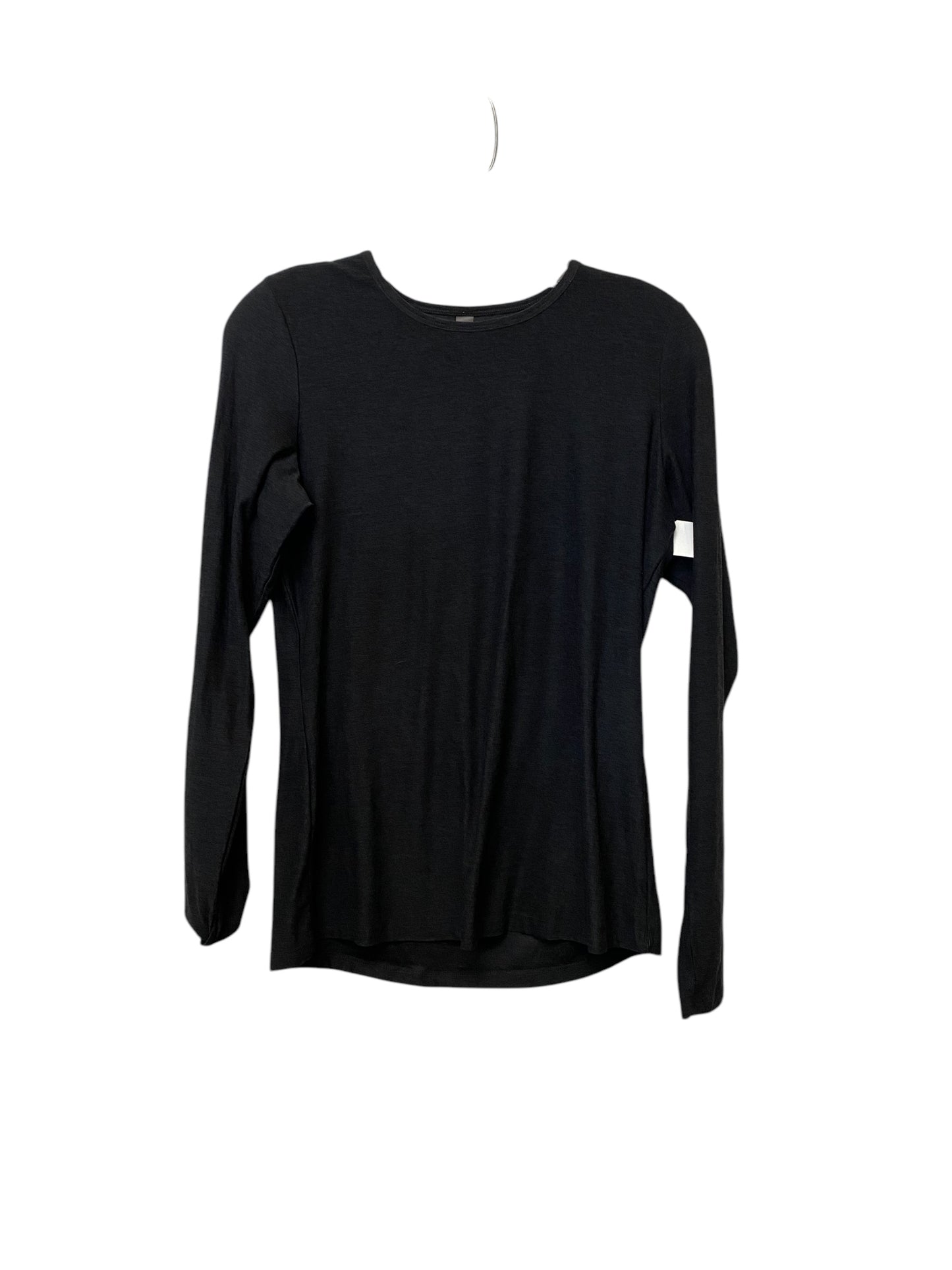 Athletic Top Long Sleeve Crewneck By Beyond Yoga In Black, Size: L