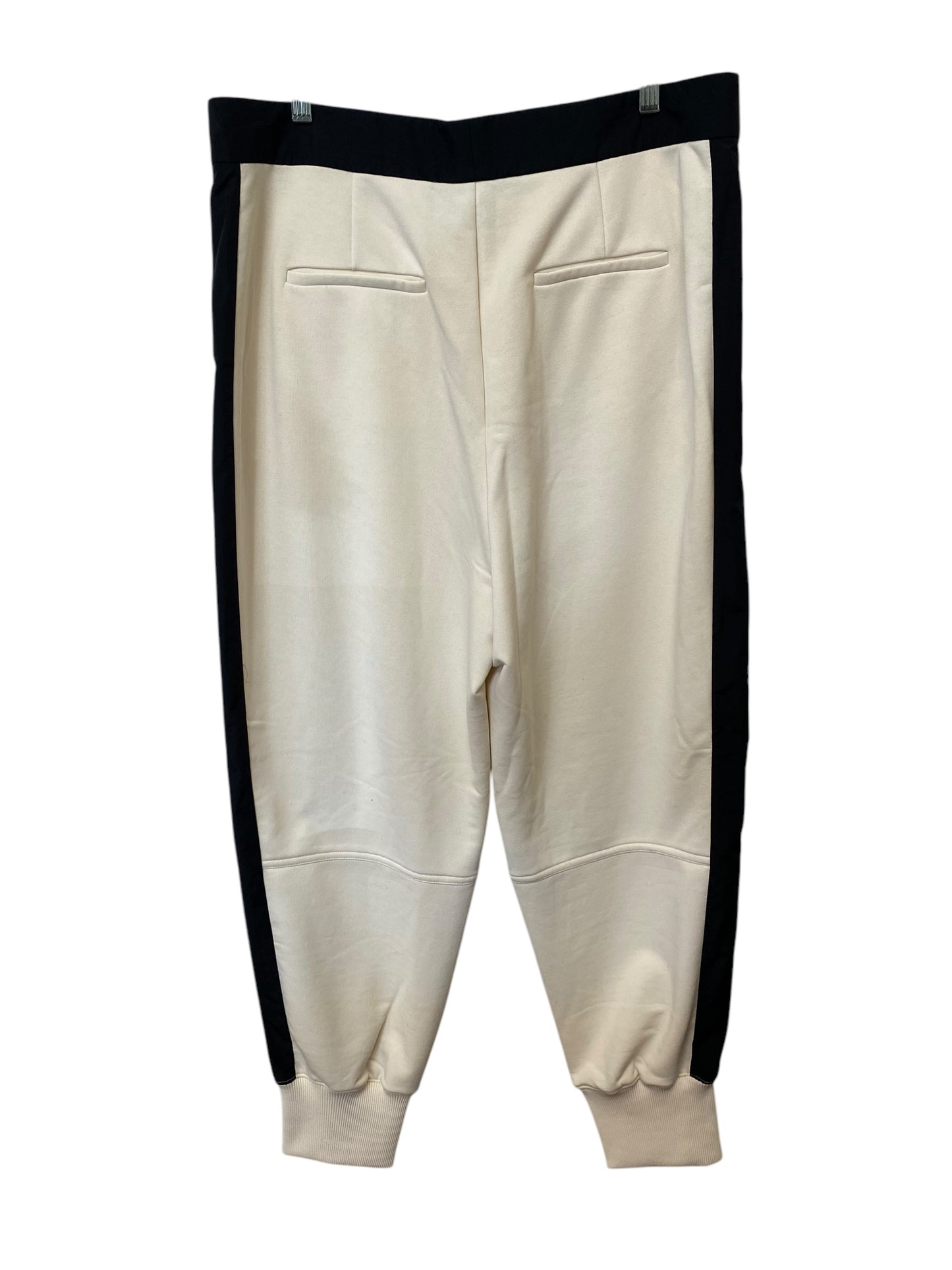 Athletic Pants By Sweaty Betty In Cream, Size: 12