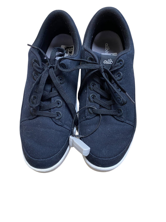 Shoes Sneakers By Allbirds In Black, Size: 9