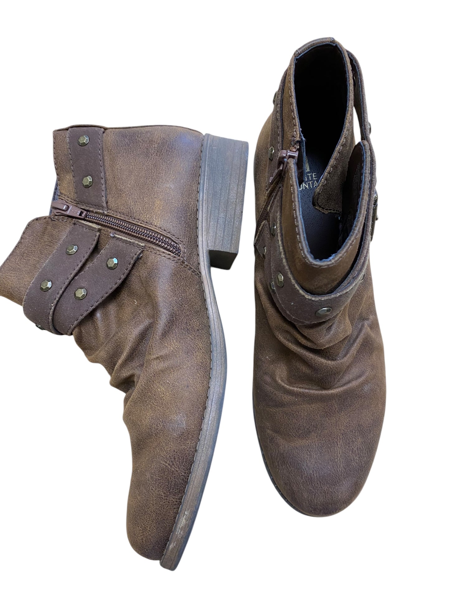 Boots Ankle Flats By White Mountain In Brown, Size: 8.5