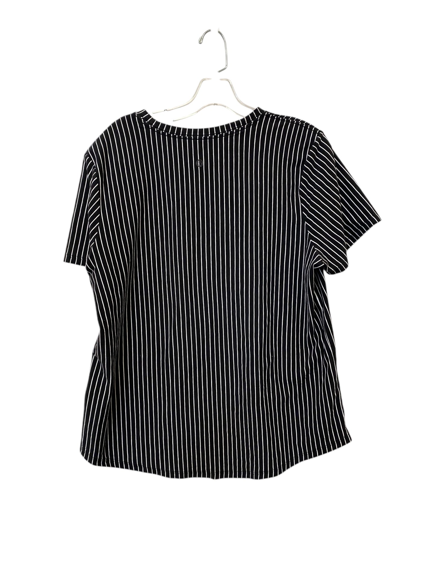 Top Short Sleeve By Lululemon In Striped Pattern, Size: M