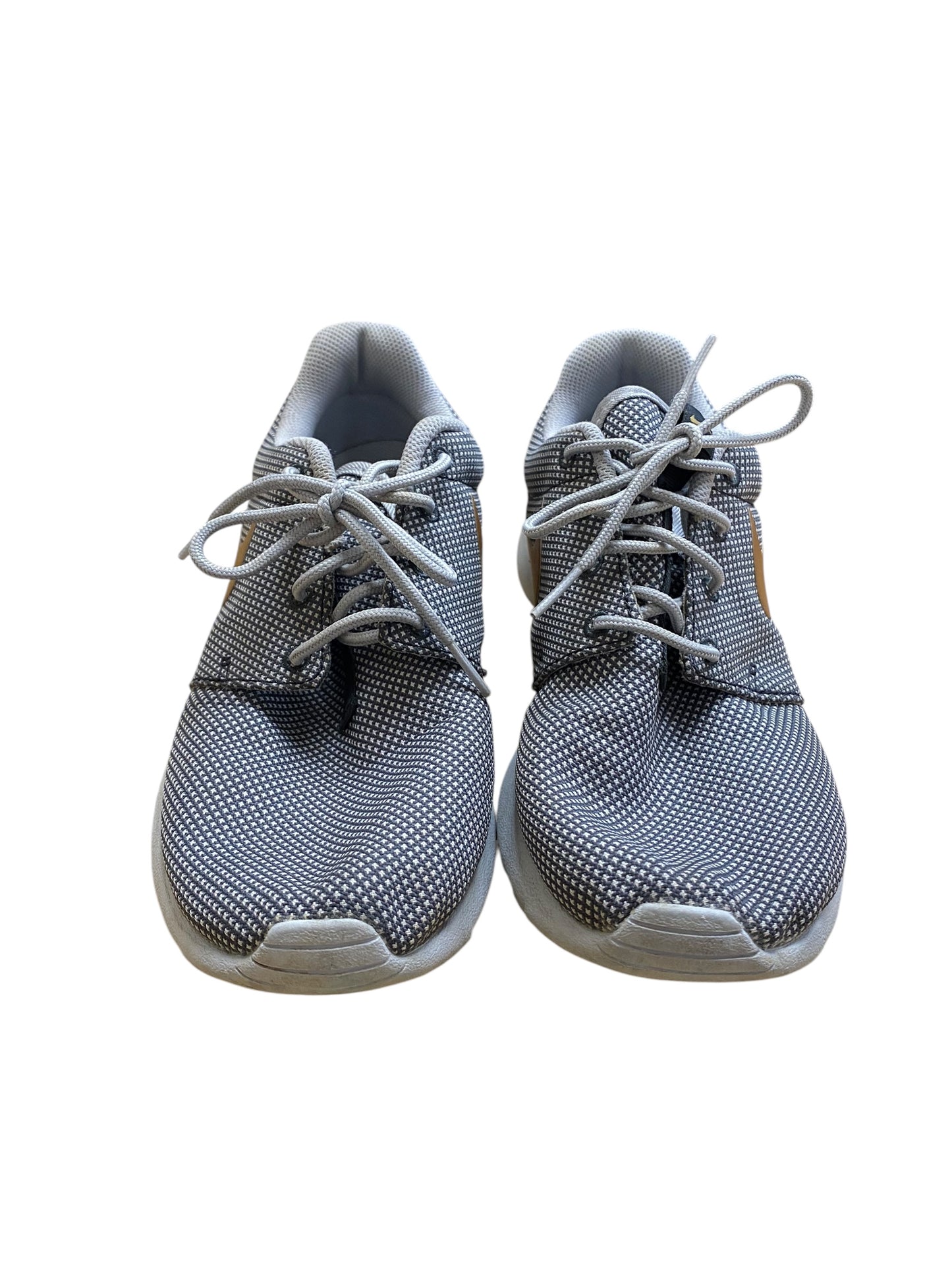 Shoes Athletic By Nike In Grey, Size: 8