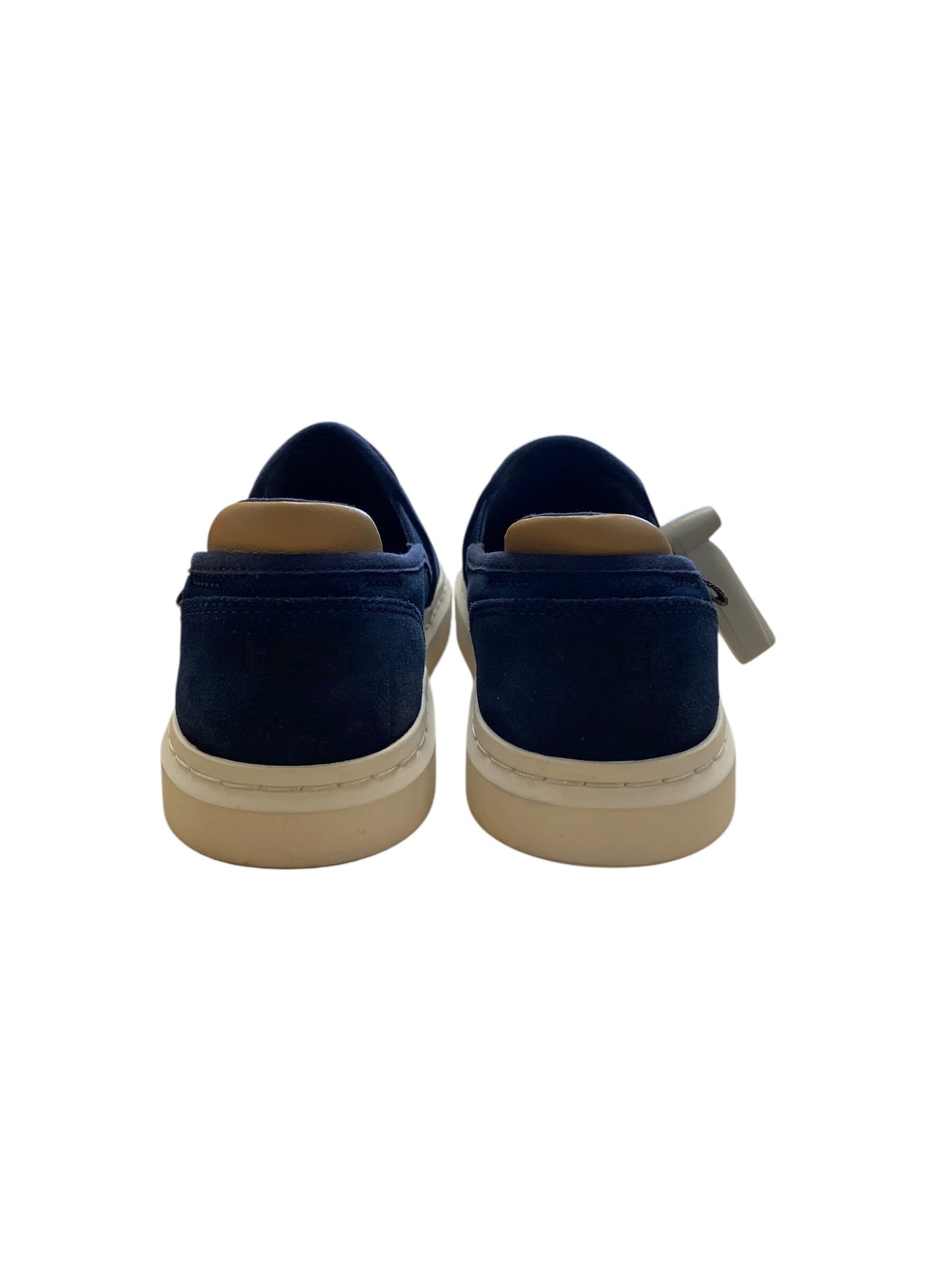 Shoes Flats By Ugg  Size: 6