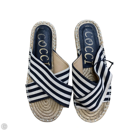 Sandals Flats By Clothes Mentor In Striped Pattern, Size: 6