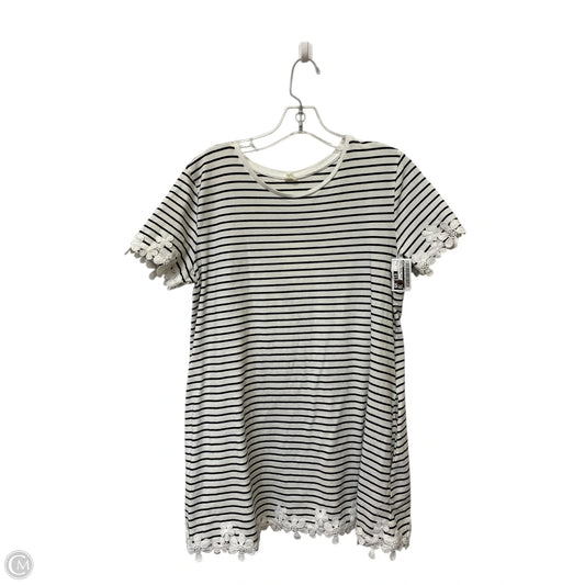 Dress Casual Short By Blush In Striped Pattern, Size: S