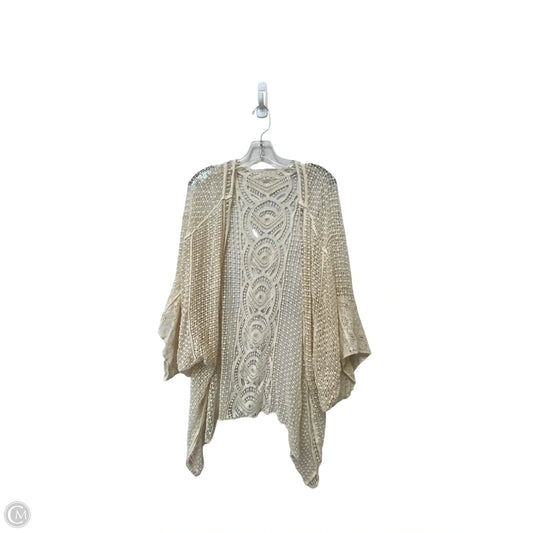 Shawl By Cme In Cream, Size: Osfm