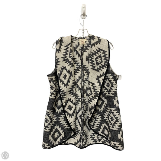 Vest Other By Clothes Mentor In Black & White, Size: L