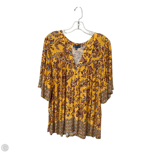 Top Short Sleeve By Democracy In Yellow, Size: 2x