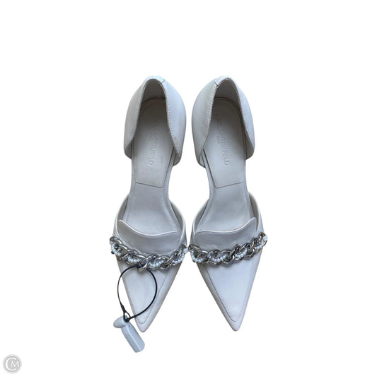 Shoes Designer By Karl Lagerfeld In Cream, Size: 9
