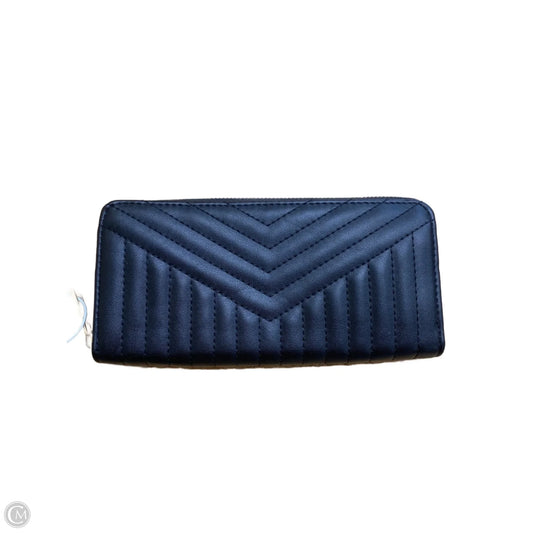 Wallet By Cmf, Size: Medium