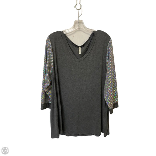 Top 3/4 Sleeve By Cme In Grey, Size: 1x