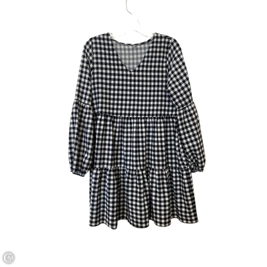 Dress Casual Short By Cmf In Black & White, Size: M