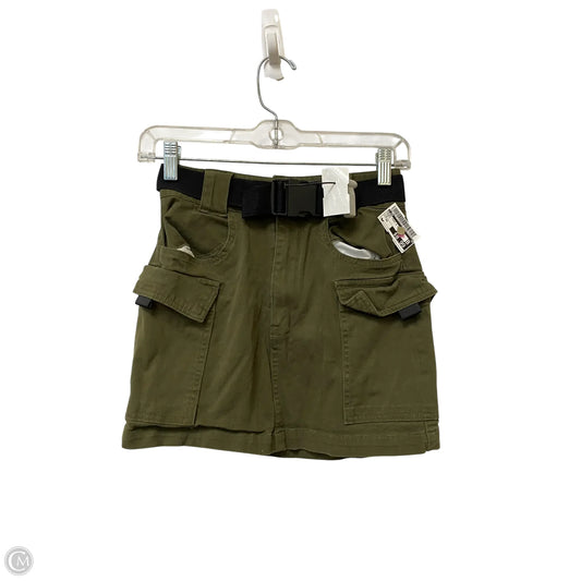 Skirt Mini & Short By Cme In Green, Size: Xs