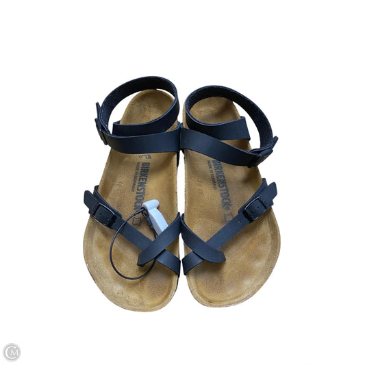 Sandals Flats By Birkenstock In Black, Size: 7