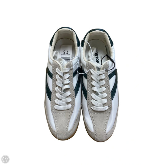 Shoes Sneakers By Tretorn In White, Size: 7.5