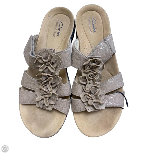 Sandals Flats By Clarks In Tan, Size: 8