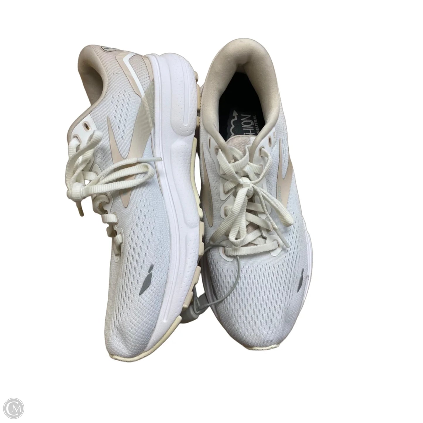 Shoes Athletic By Brooks In White, Size: 7.5