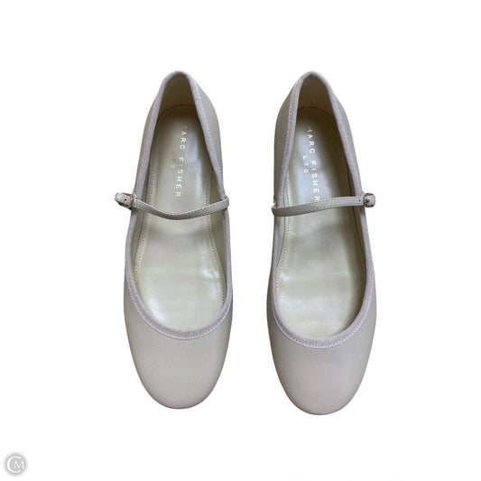 Shoes Flats By Marc Fisher In Tan, Size: 8