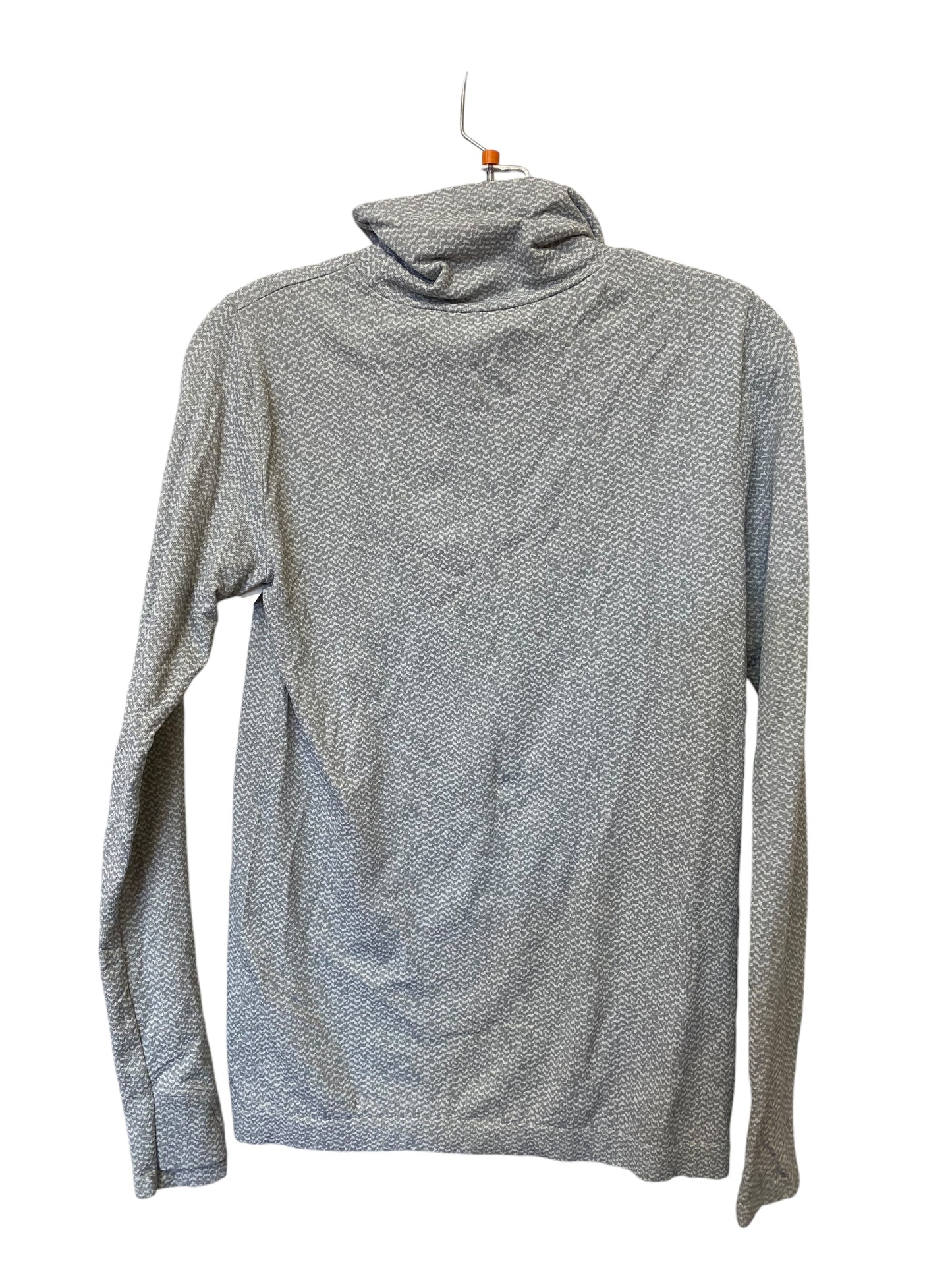 Athletic Top Long Sleeve Crewneck By Athleta In Grey, Size: M