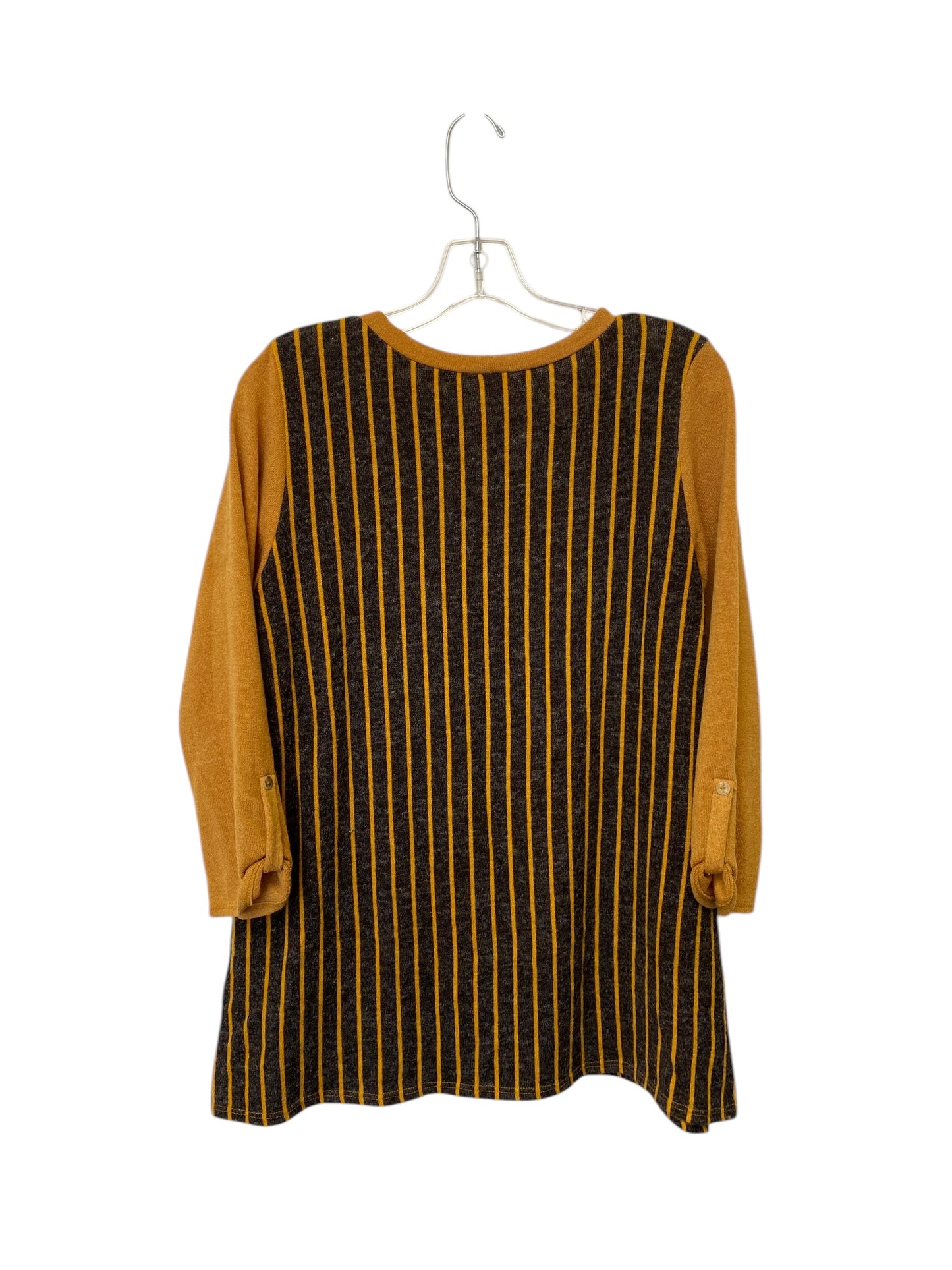 Top Long Sleeve By Clothes Mentor In Black & Yellow, Size: M