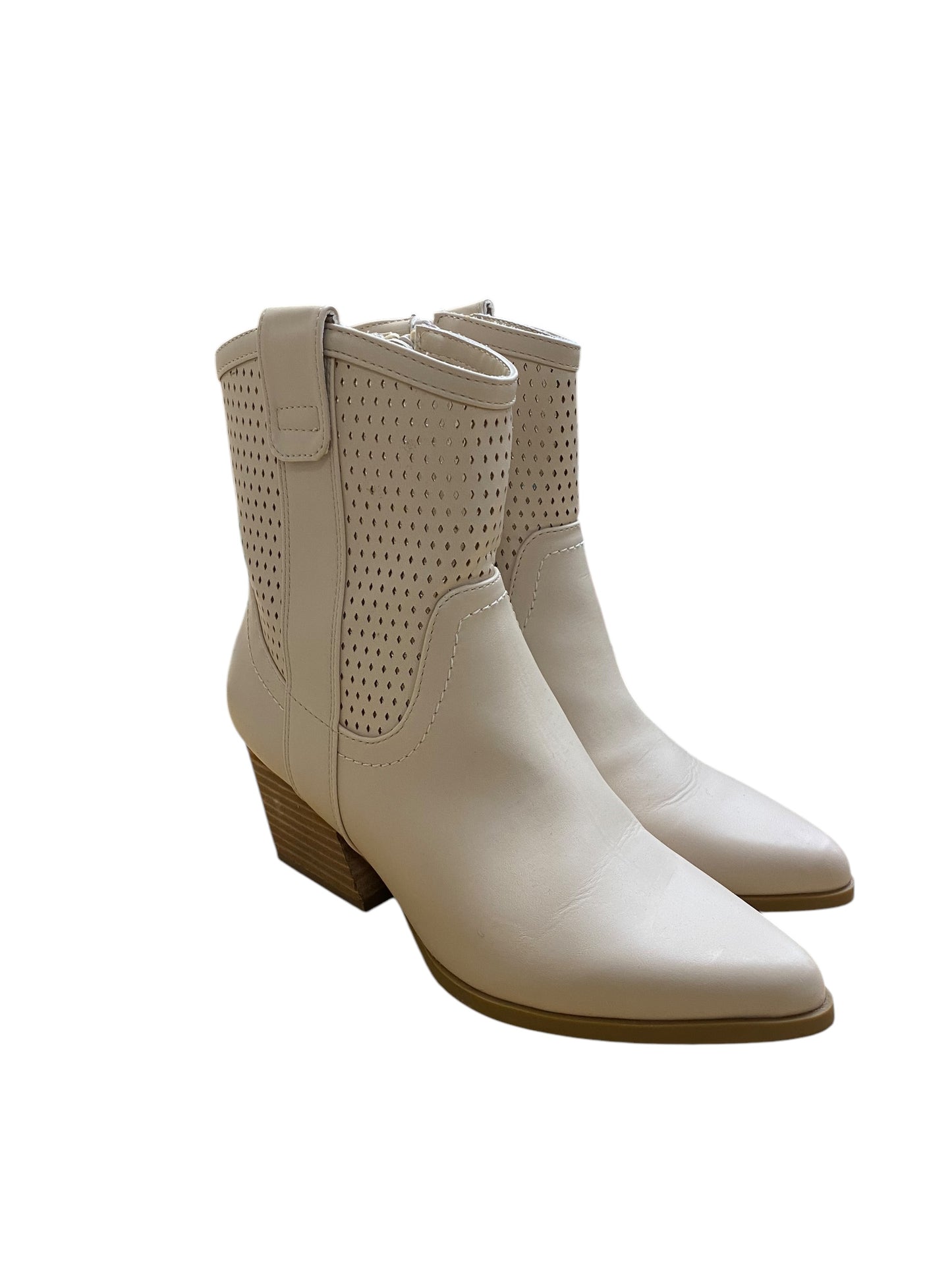 Boots Ankle Heels By Dolce Vita In Cream, Size: 8