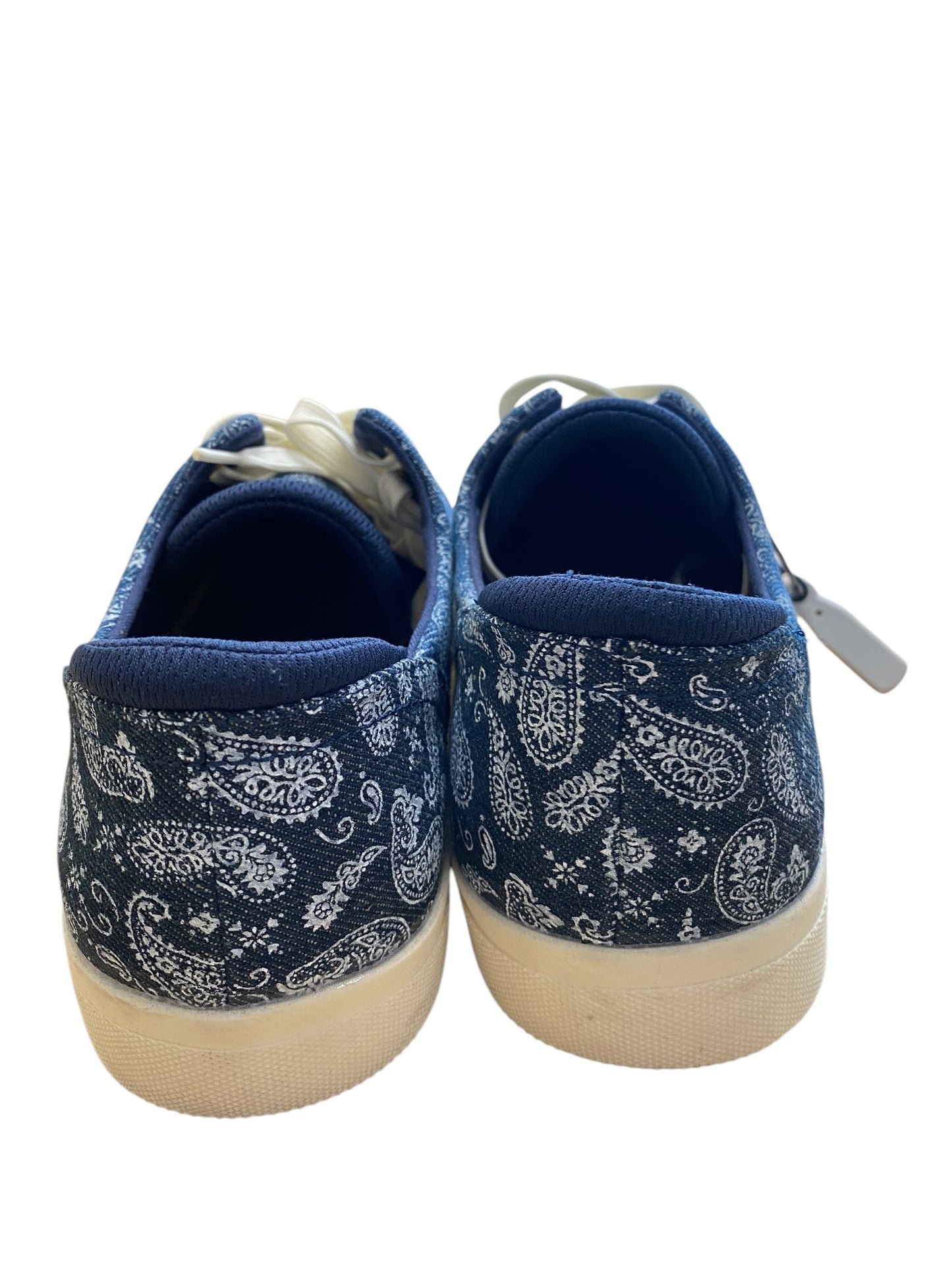 Shoes Sneakers By Clothes Mentor In Blue, Size: 9