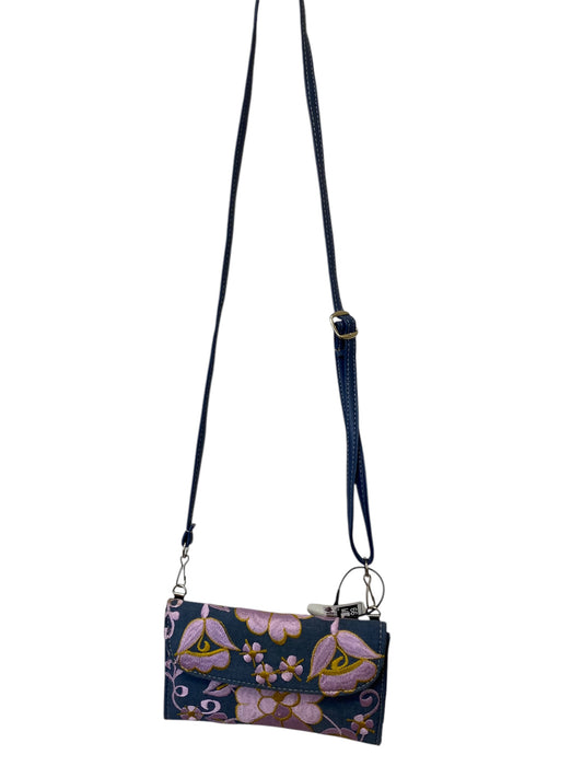 Crossbody By Clothes Mentor  Size: Small