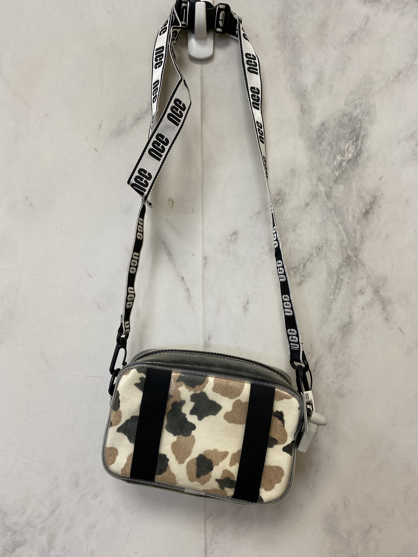 Crossbody Designer By Ugg  Size: Small