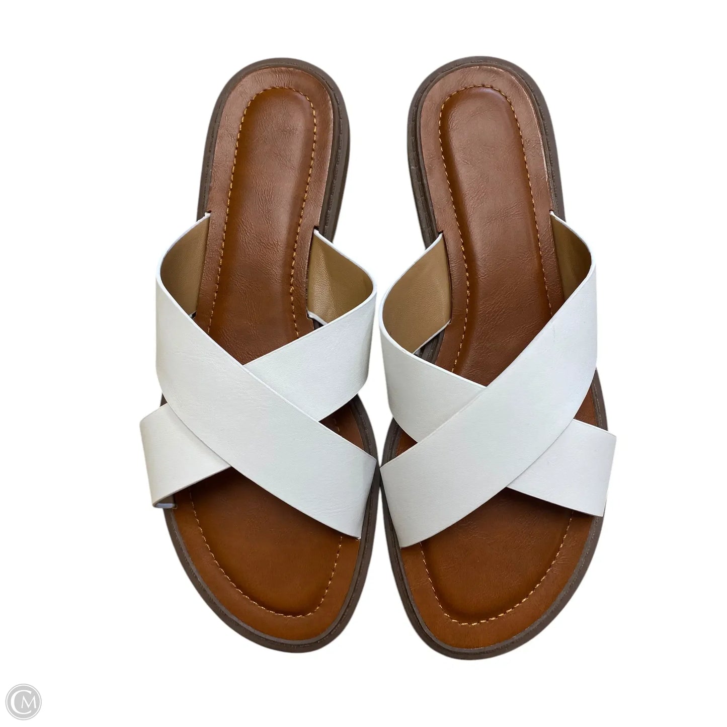 Sandals Flats By Clothes Mentor In White, Size: 8.5