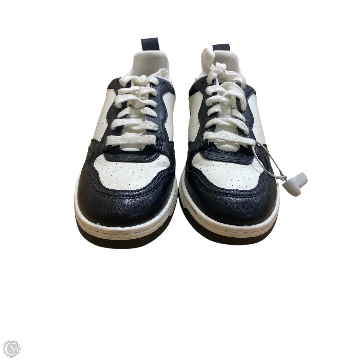 Shoes Sneakers By Wild Fable In Black & White, Size: 10