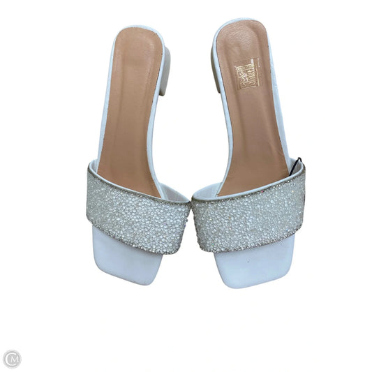 Sandals Heels Kitten By Clothes Mentor In White, Size: 11