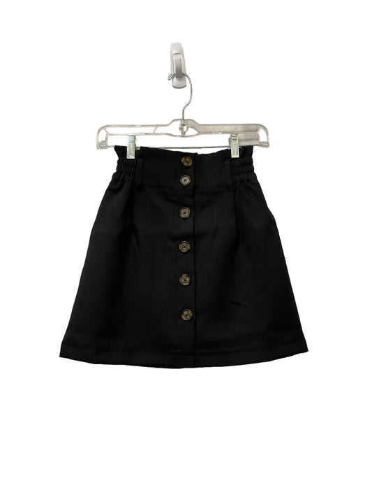 Skirt Mini & Short By Favlux  Size: S