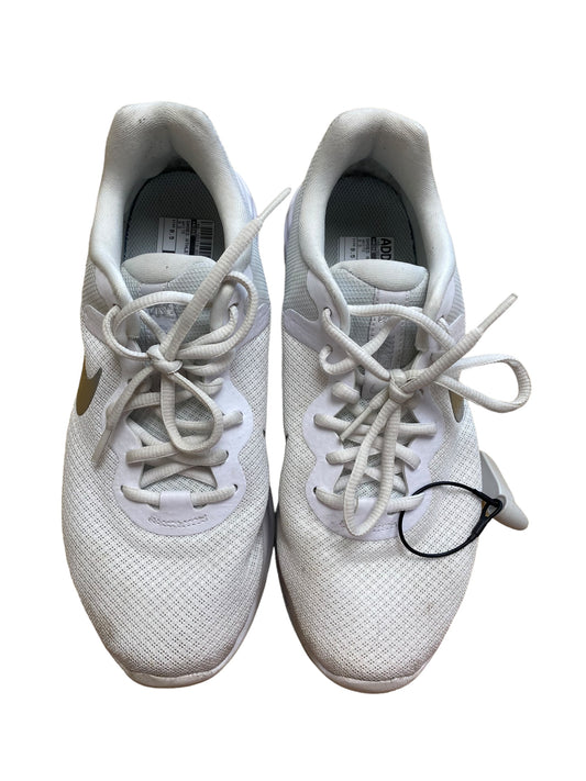 White Shoes Athletic Nike, Size 9.5