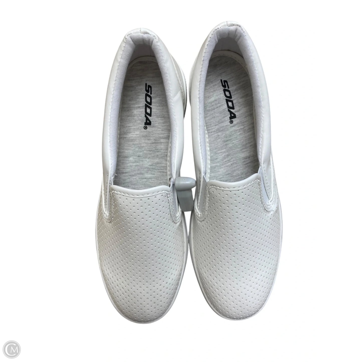 Shoes Flats By Soda In White, Size: 10