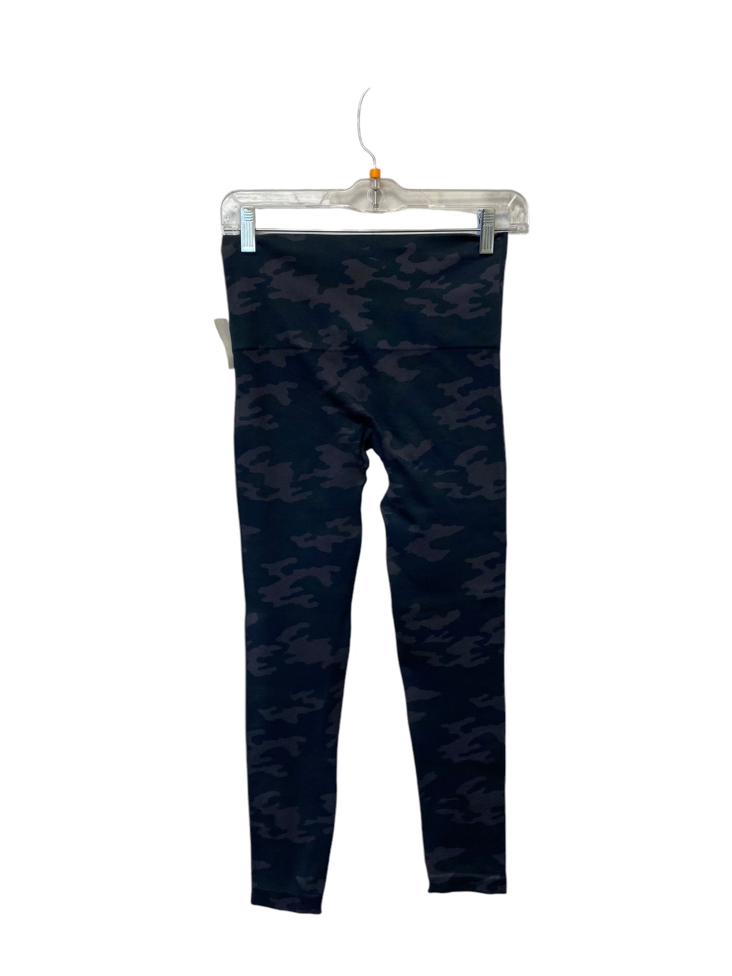 Athletic Leggings By Spanx In Camouflage Print, Size: M