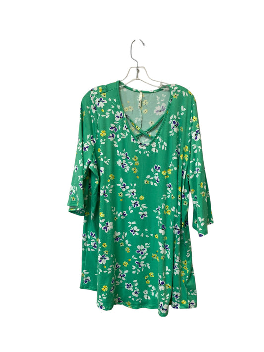 Top Short Sleeve By Clothes Mentor In Floral Print, Size: 3x