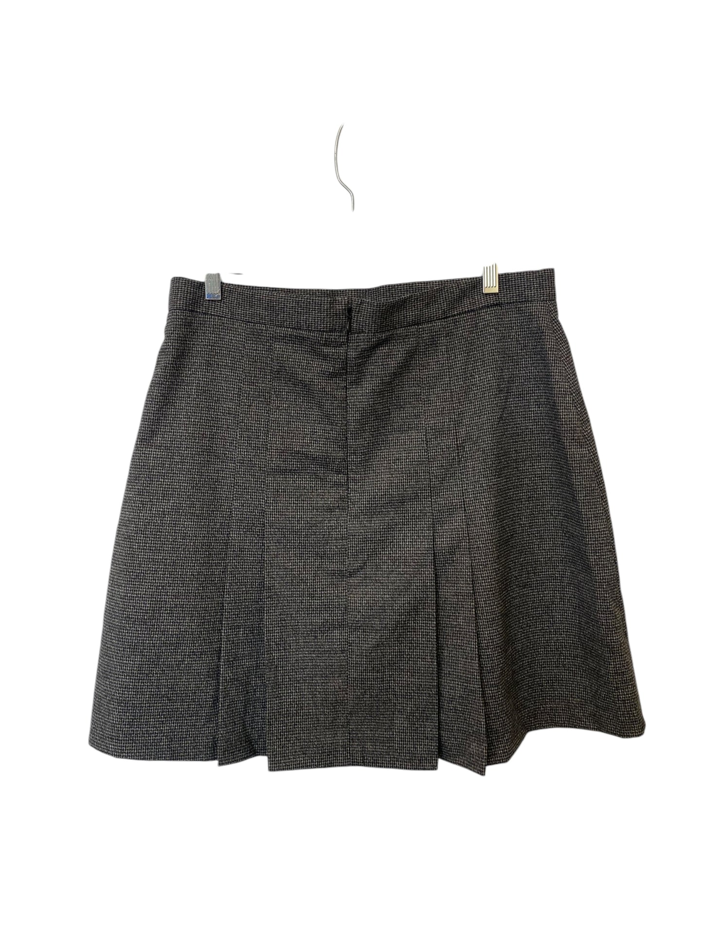 Skirt Mini & Short By Loft In Grey, Size: 10